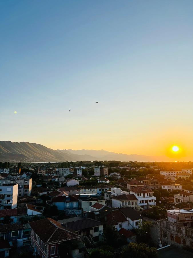 Sleepin Shkoder Lejlighed Eksteriør billede